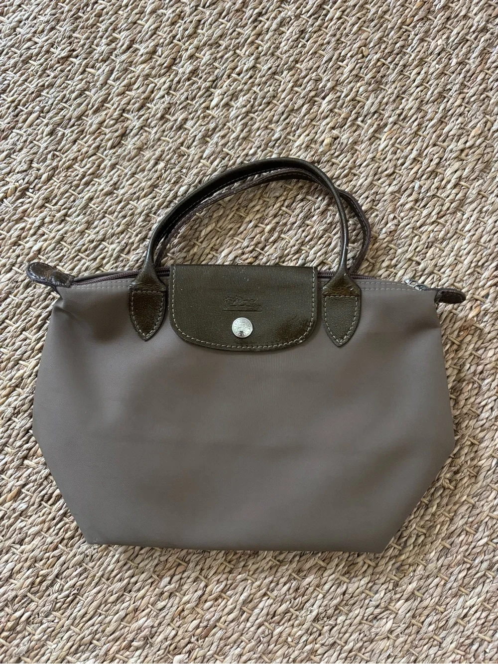 Mini Longchamp purse - Picture 1 of 3